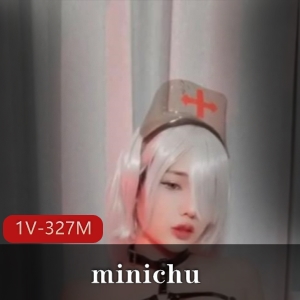 百变女神minichu：角色道具秀，修下水道颜值车灯，时长短小精彩